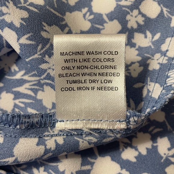 41 Hawthorn Sleeveless Blouse Blue with White Flowers Size XXL - Picture 9 of 14